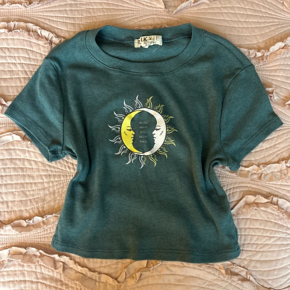 Women’s Teal Sun and Moon Graphic Tee